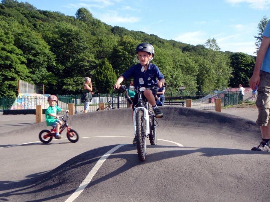 Kid's Cycleway - I will catch you!